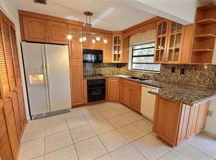 5813 SW 112th Ter, Cooper City, FL 33330