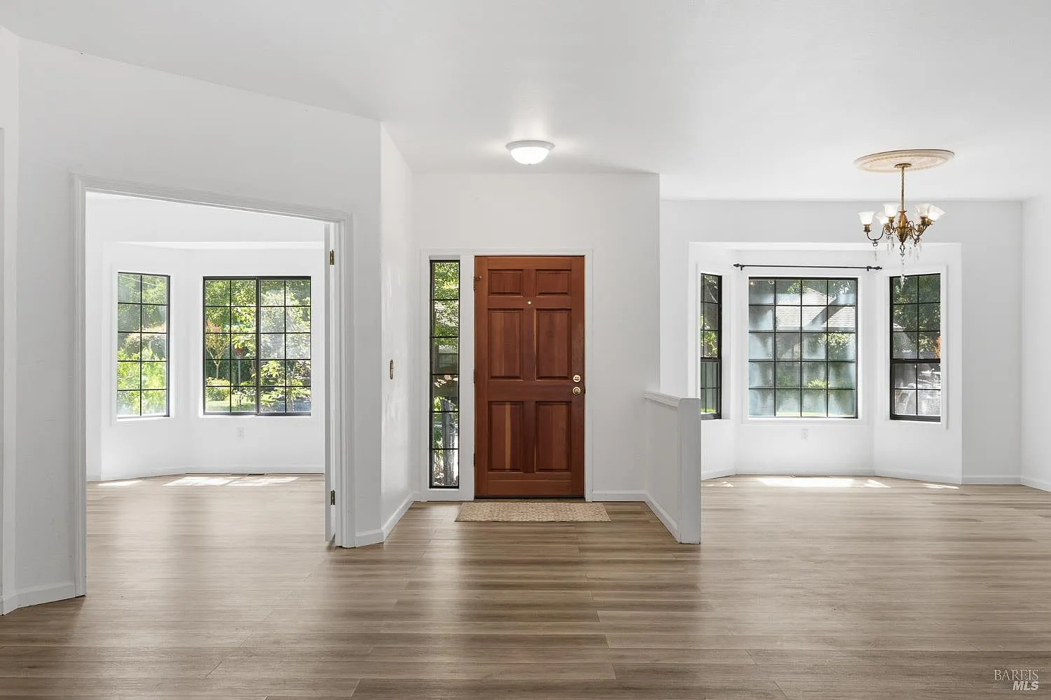 19489 Laurelbrook Court - Photo 11