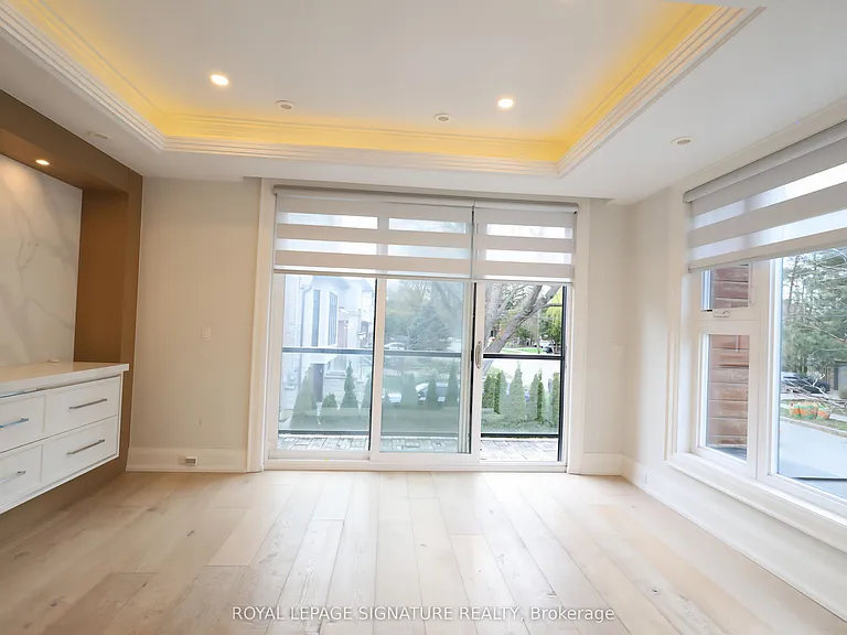 3062 Bayview Ave — Photo 11