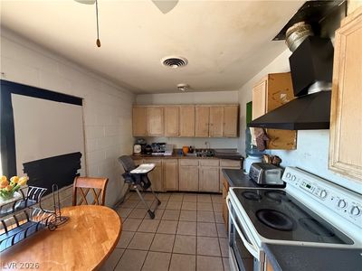1913 Hart Ave, North Las Vegas, NV, 89032