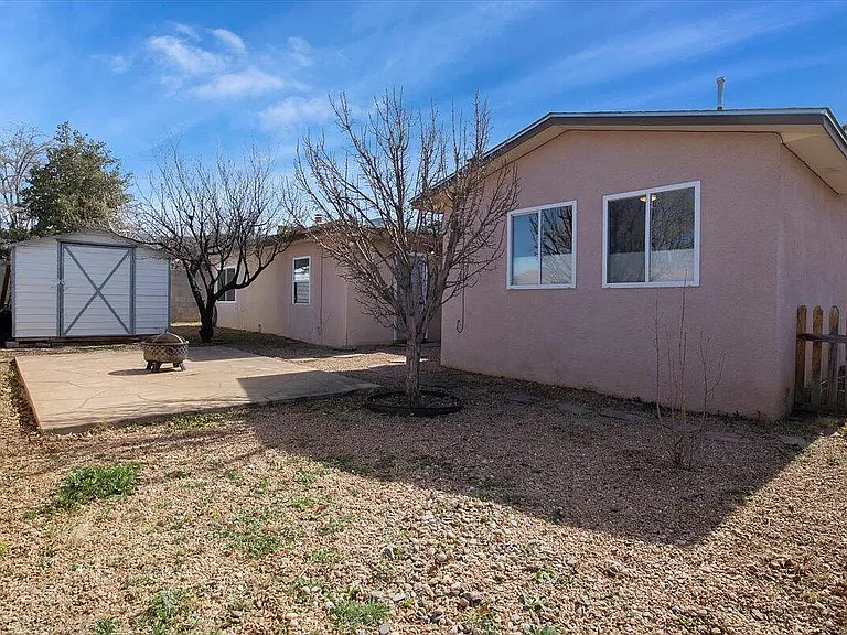 11801 Tracy Ct NE — Photo 30