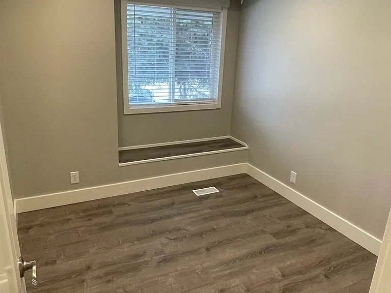 578 N 660 W — Photo 7
