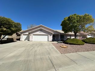 660 Country Club Dr, Kingman, AZ 86401