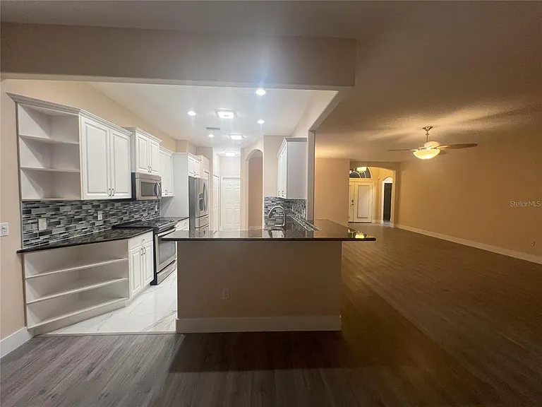 1066 Whitegate Ct — Photo 7
