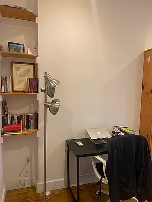 Rented by Delmark Realty LLC | media 17