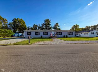 969 A St SE, Linton, IN 47441