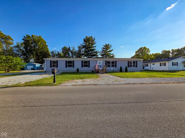 969 A St SE, Linton, IN 47441