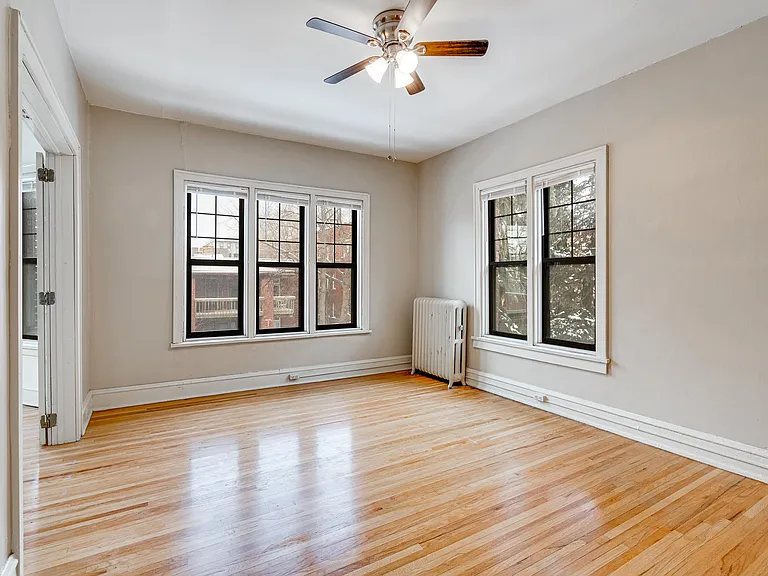 Garfield Court Apartments — Photo 34