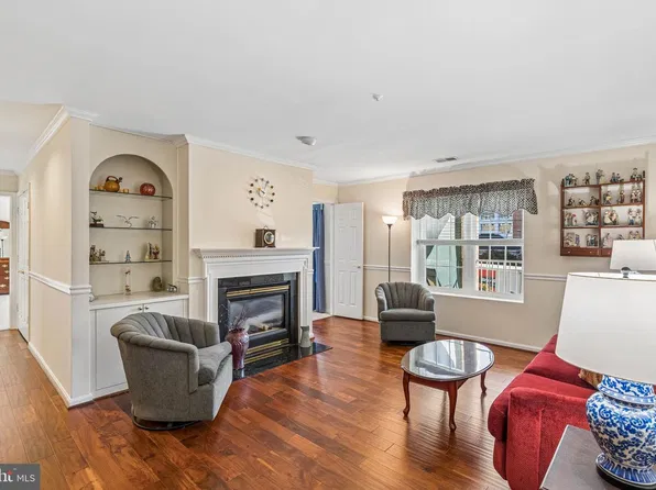 12110 Tullamore Ct Unit 201, Lutherville Timonium, MD 21093