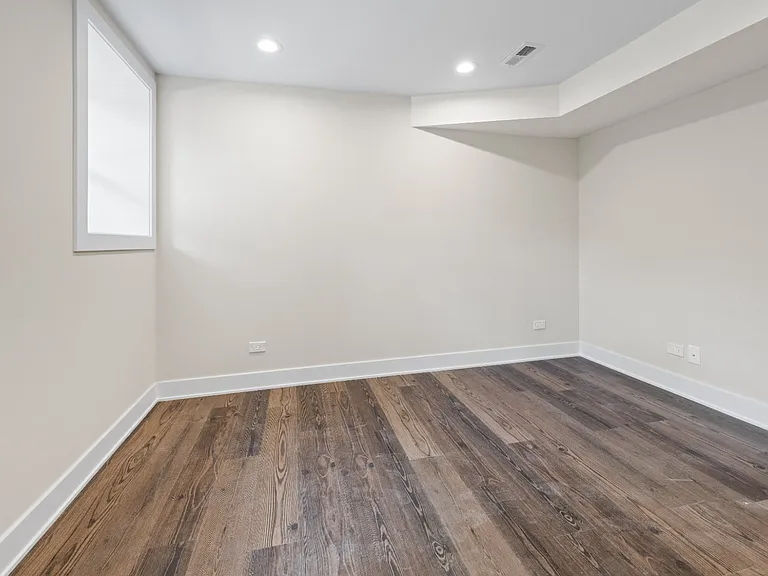 3227 W Belden Ave #G — Photo 13