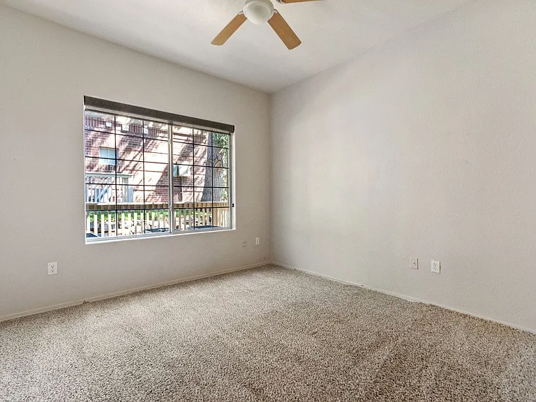 1671 W Canal Cir #212 — Photo 12