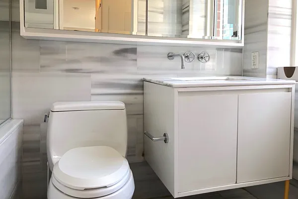 Rented by Compass | media 9