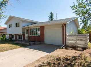 6921 Manhattan Ln, Cheyenne, WY 82009