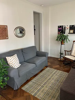 Rented by Halvatzis Realty | media 9