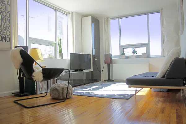 Rented by Owner | media 16