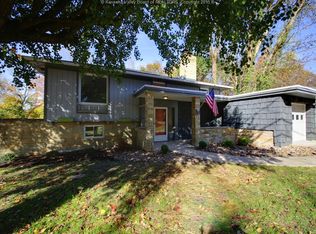 835 Glendale Ave, South Charleston, WV 25303