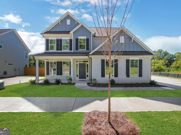 317 Conifer Ln, Ball Ground, GA 30107