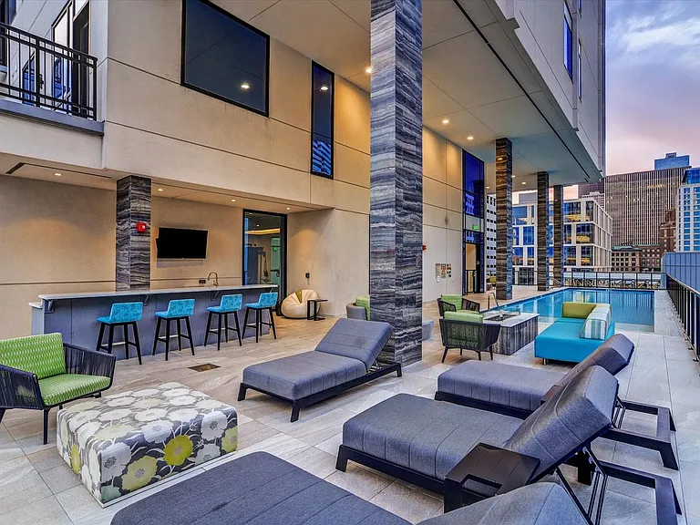1211 Caroline St #1304 — Photo 31