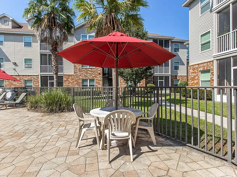 Crosswinds Apartments — Photo 19