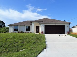 2907 20th St SW, Lehigh Acres, FL 33976