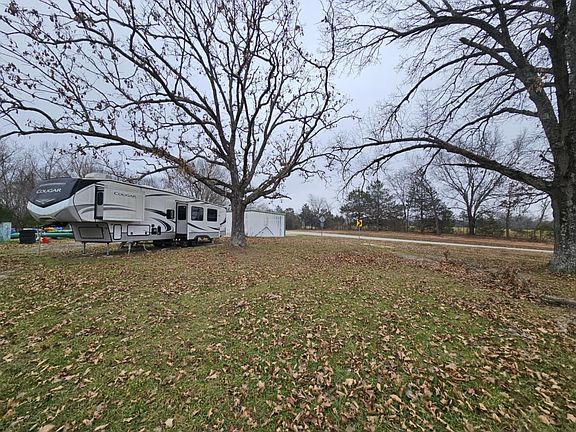 5th image of 1703 W State Highway 248