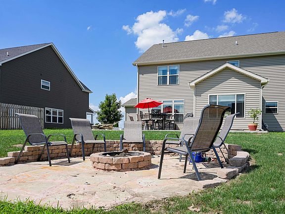 3rd image of 2709 Sea Biscuit Ln