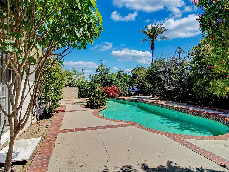 5330 Nottingham Rd — Photo 36