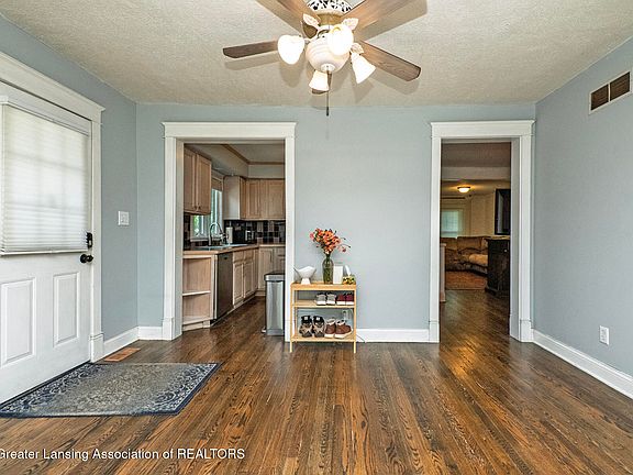 5th image of 2227 Hamilton Rd