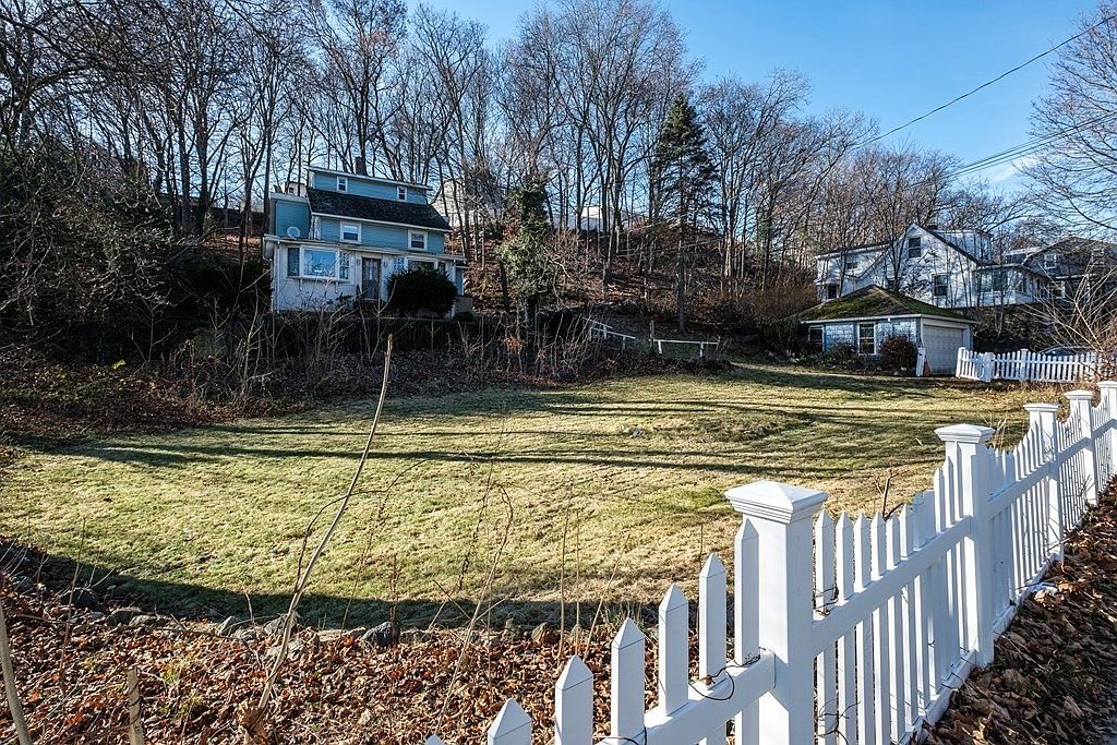 5862 Lake St, Waltham, MA 02451 MLS 73186315 Zillow