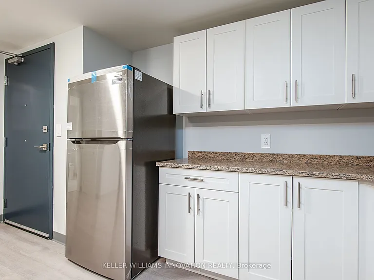 10 Queen St #2 — Photo 15