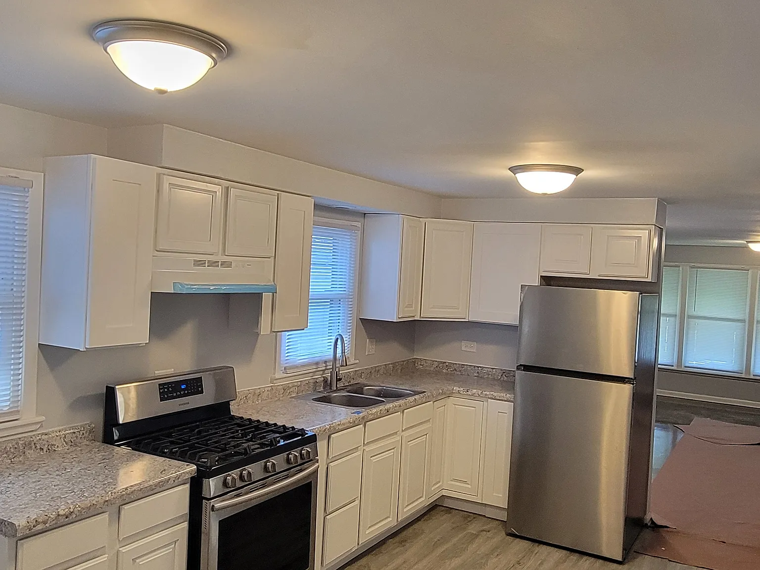4 bed, 1700 sqft, $2,500 — Photo 3