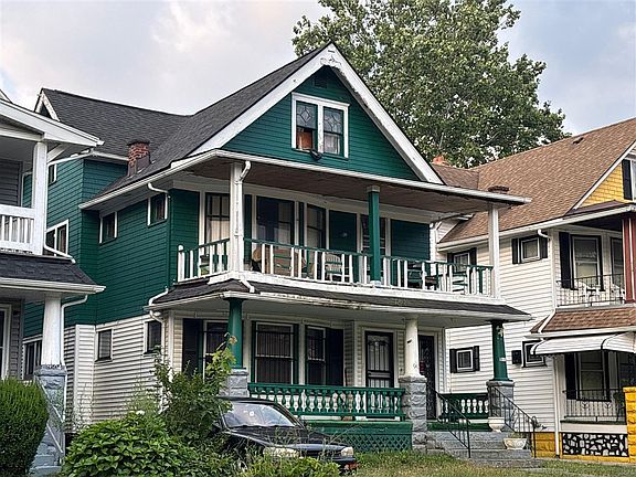 3rd image of 9412 Pierpont Ave