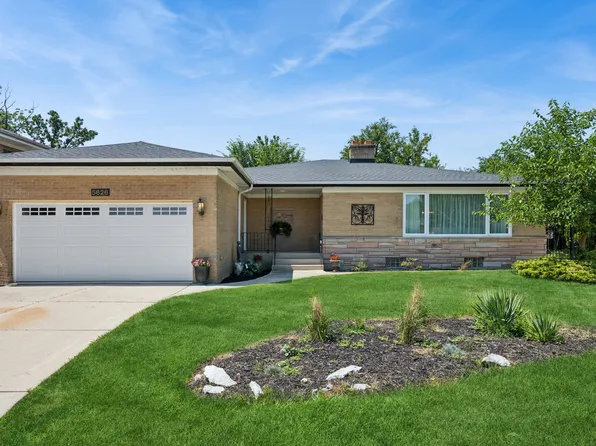 5626 N Kerbs Ave, Chicago, IL 60646