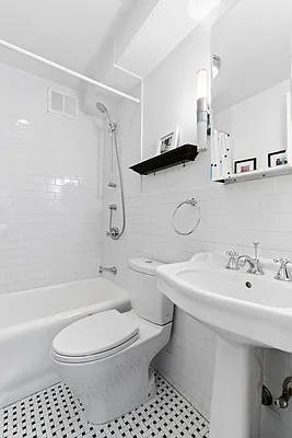Rented by Douglas Elliman | media 4