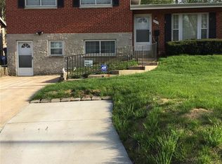 8414 Evans Ln, Saint Louis, MO 63121