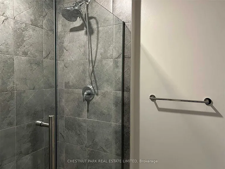 179 Avenue Rd #2 — Photo 16