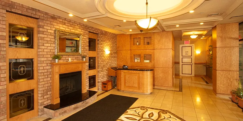 Sold by Mikhail Knova, LREB | media 36