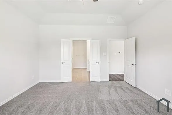701 Easthill Dr — Photo 26