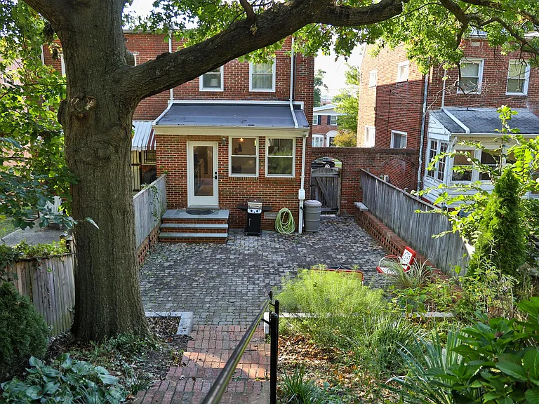 6131 1st Pl NE — Photo 39
