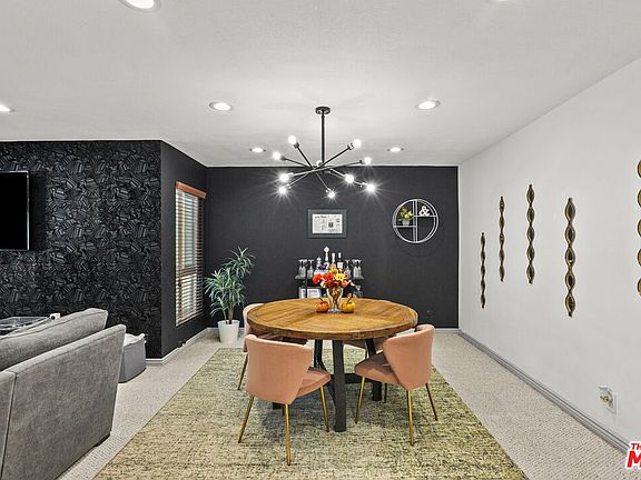 3rd image of 6752 Hillpark Dr APT 202