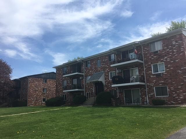 1st image of 5711 W 128th St #31