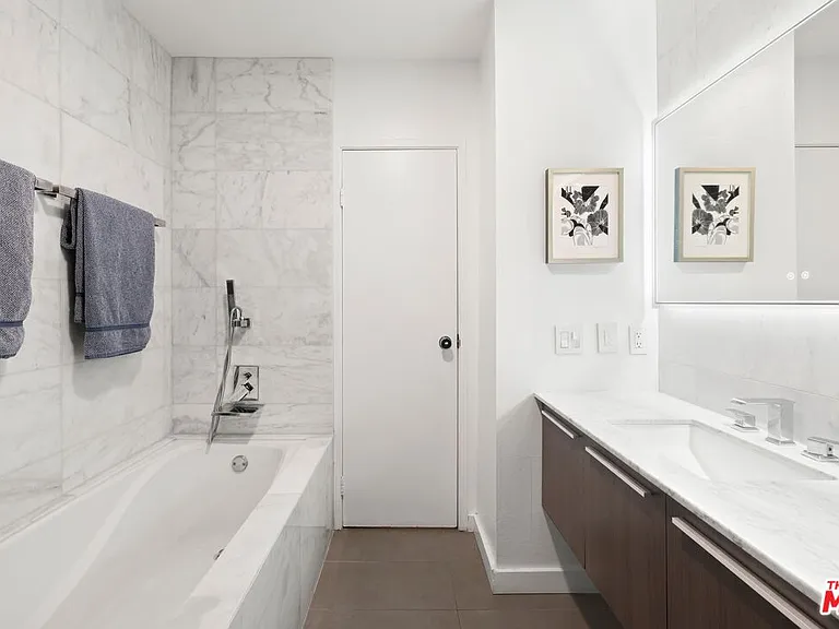7300 Franklin Ave #554 — Photo 10