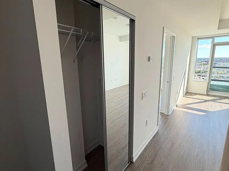 2485 Eglinton Ave W #1323 — Photo 16