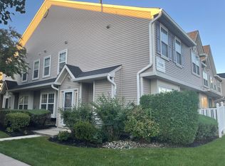 1101 Coventry Way #1, Mount Laurel, NJ 08054