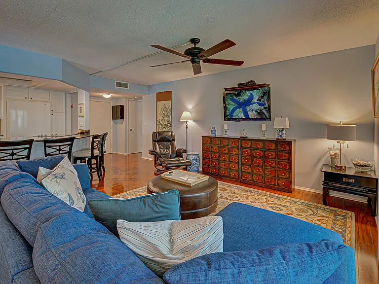 800 Benjamin Franklin Dr #202 — Photo 5