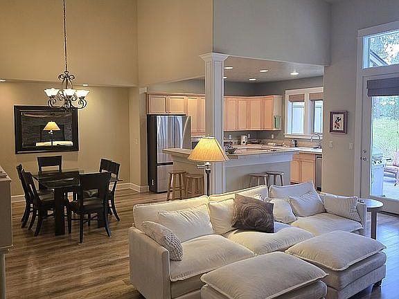 3rd image of 60459 7th St