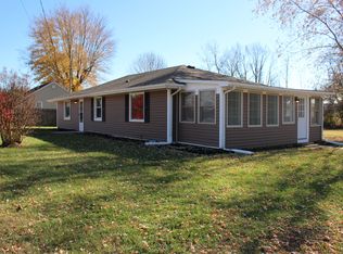 1071 W Raymond St, Brownstown, IN 47220