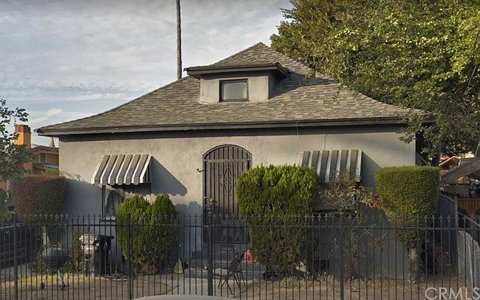 1st image of 1431 W 37th St