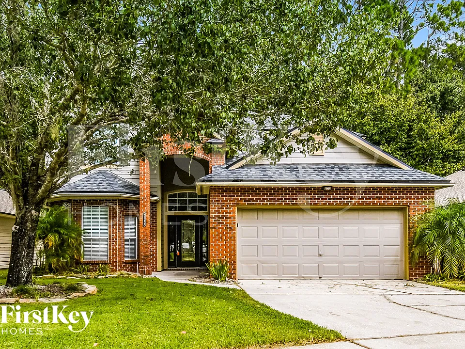 2132 Pebble Creek Ln
