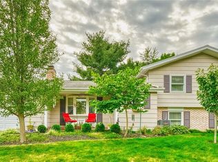 13 Jonathan Dr, Rochester, NY 14612